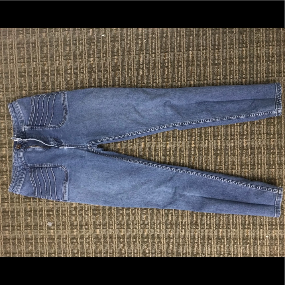 Free People Super High Waisted Size 28 Denim!!